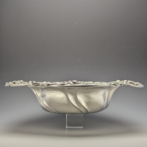 Around 1898 American Antique Sterling Silver Bowl Diameter 30cm 517g Meriden Britannia